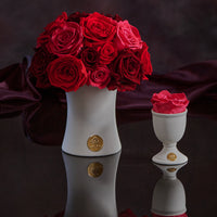 Creme Roses Dôme by La Fleur Lifetime Flowers