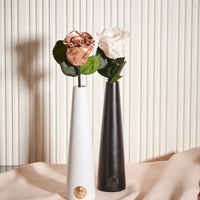 Single Stem by La Fleur Lifetime Flowers