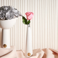 Single Stem by La Fleur Lifetime Flowers