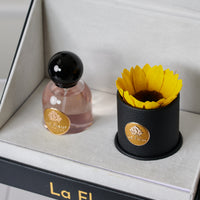 Signature Gift Set - Sunflower by La Fleur Lifetime Flowers