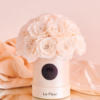 Radiance Petite Dome by La Fleur Lifetime Flowers