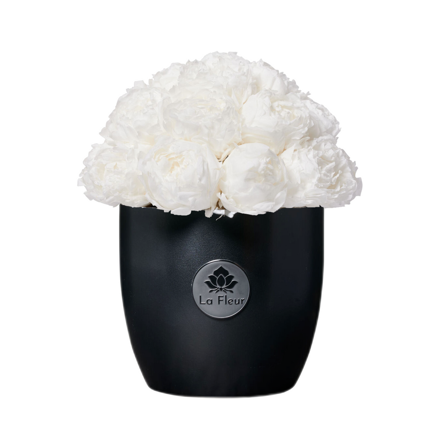 Noir Peony Dôme by La Fleur Lifetime Flowers