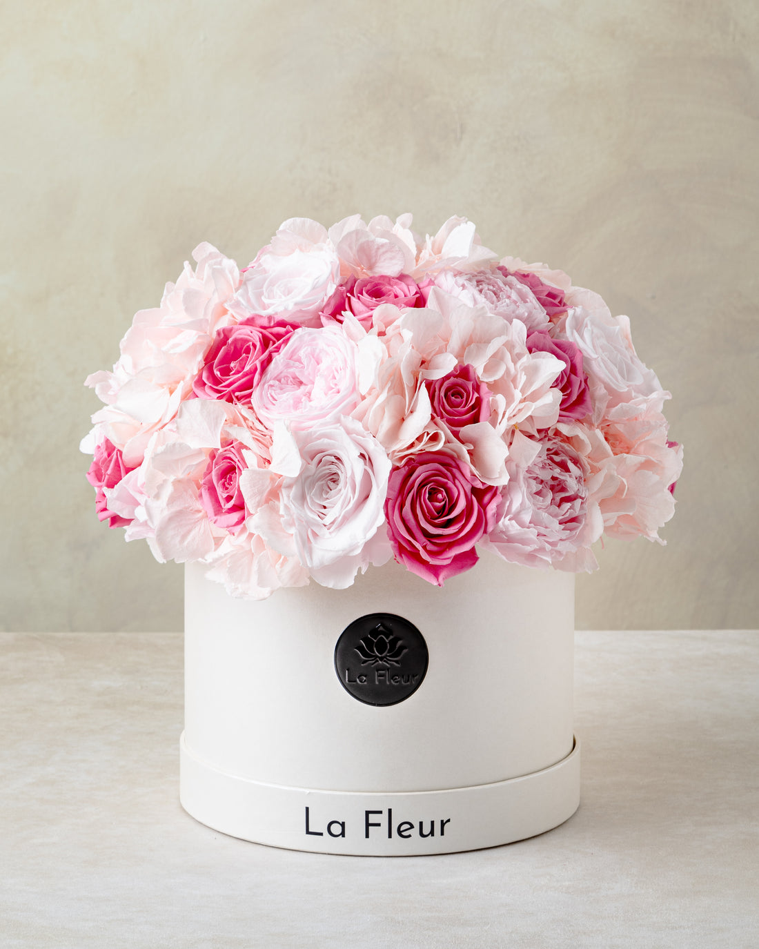 Jardin Dome - Pink by La Fleur Lifetime Flowers