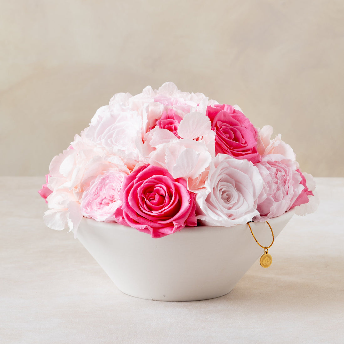 Jardin Bowl - Pink by La Fleur Lifetime Flowers