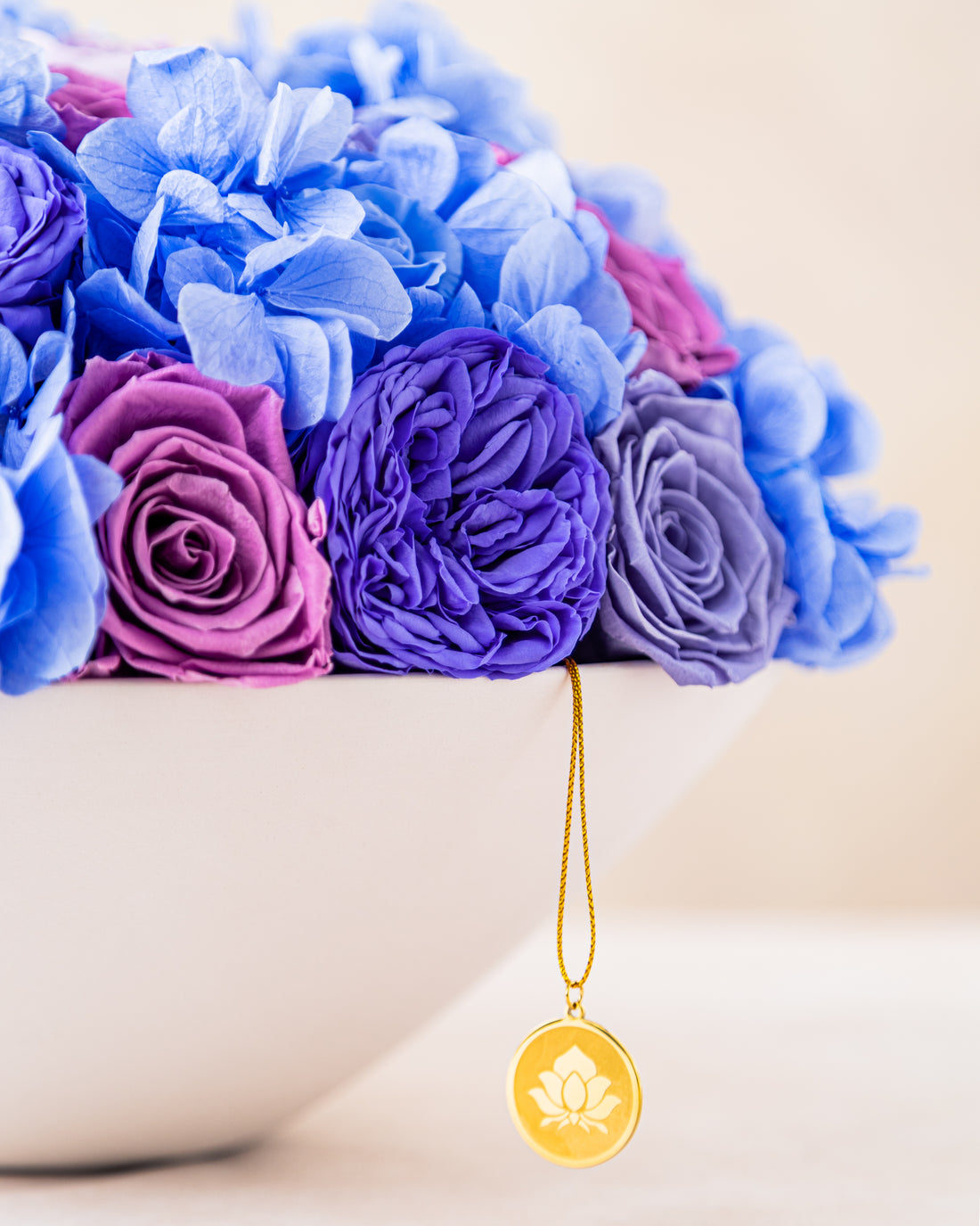 Grandiose Jardin - Purple by La Fleur Lifetime Flowers