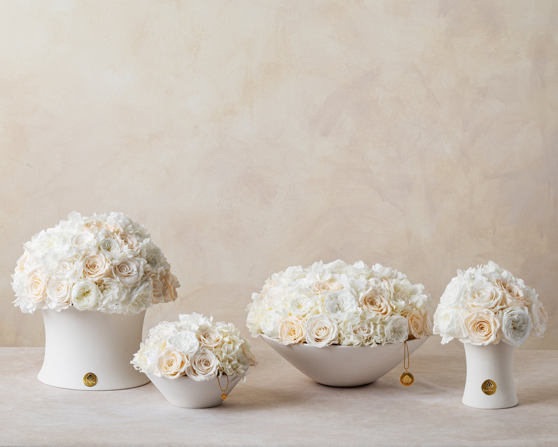 Creme Jardin Petite Dôme - White by La Fleur Lifetime Flowers
