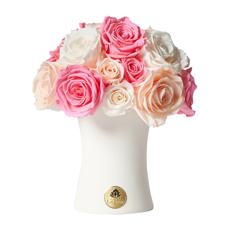 Creme Roses Dôme by La Fleur Lifetime Flowers