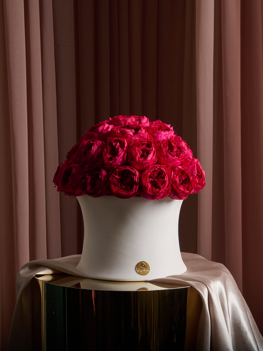 Grande Creme Peony Rosette