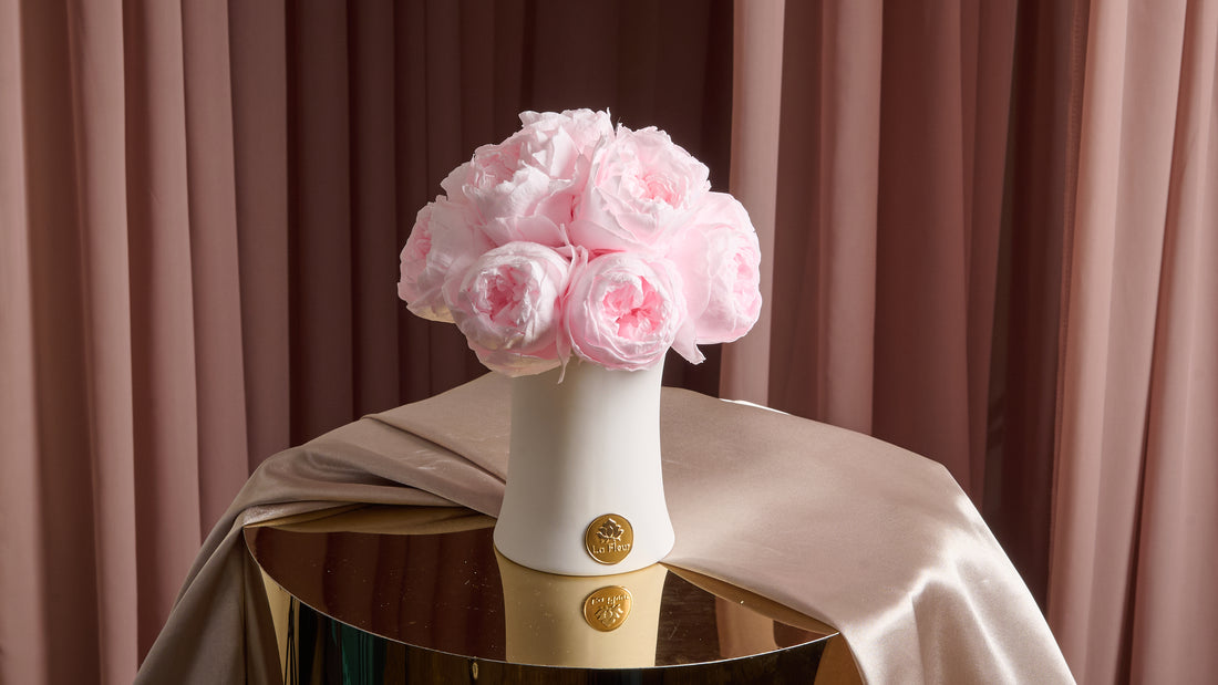 Creme Peony Rosette Dôme