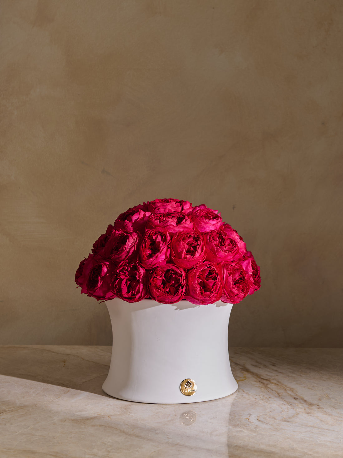 Grande Creme Peony Rosette