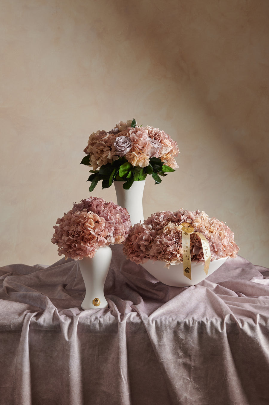 Long Stem Hydrangea by La Fleur Lifetime Flowers