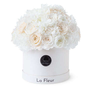 Jardin Dome - White by La Fleur Lifetime Flowers