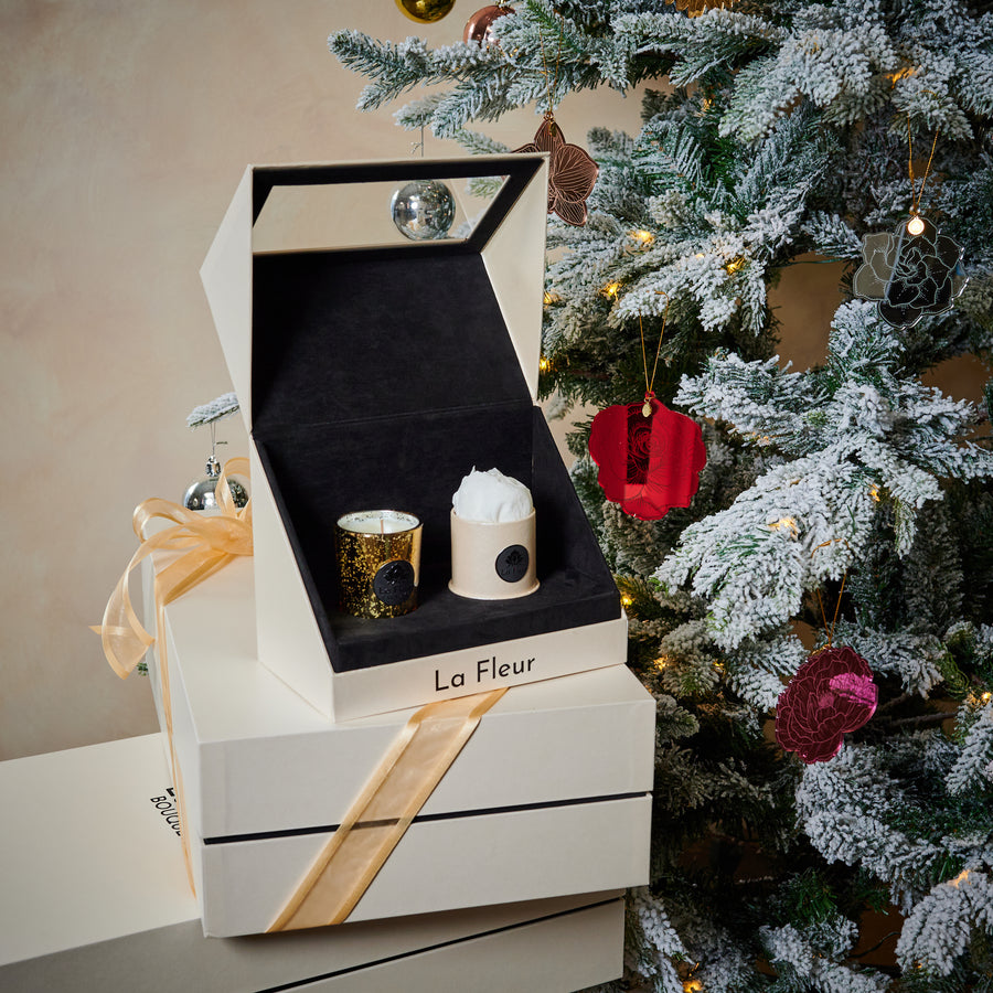 Pearl Peony Gift Set by La Fleur Lifetime Flowers