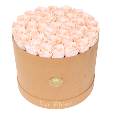 Grande Round - Brown Velvet by La Fleur Lifetime Flowers