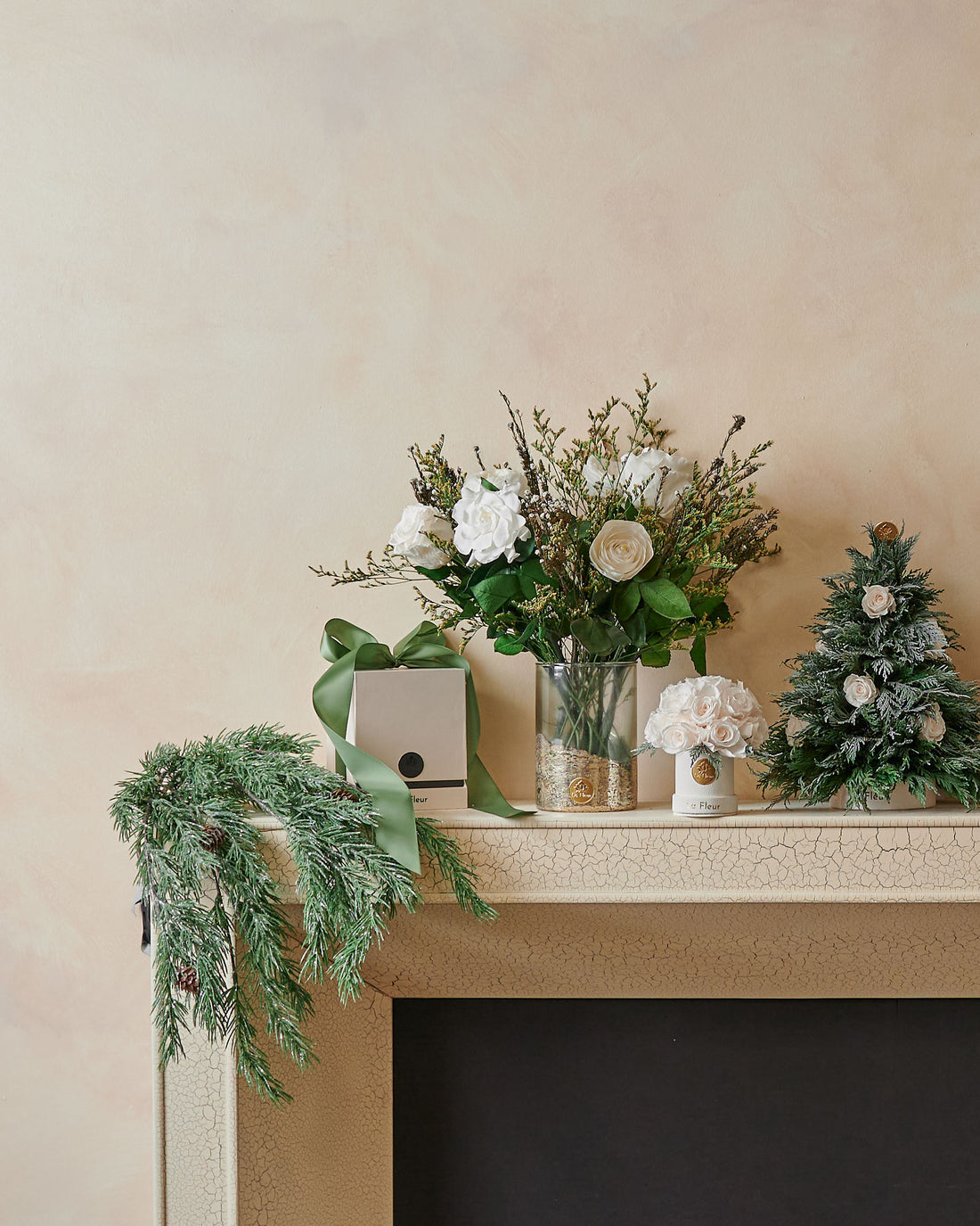 Platine Long Stem Vase - Cream