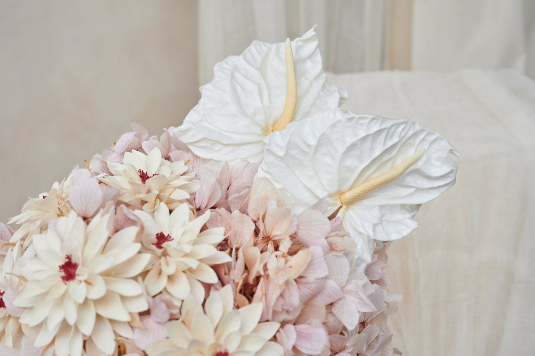 La Terre Grande - Botanique by La Fleur Lifetime Flowers