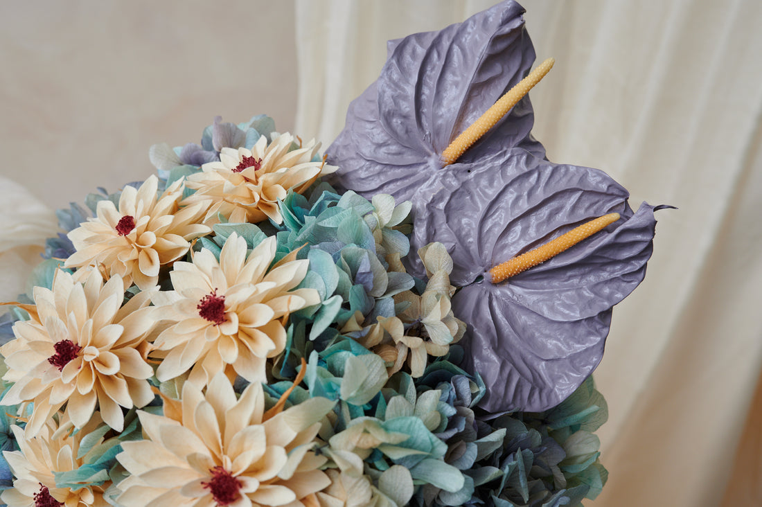 La Terre Grande - Botanique by La Fleur Lifetime Flowers