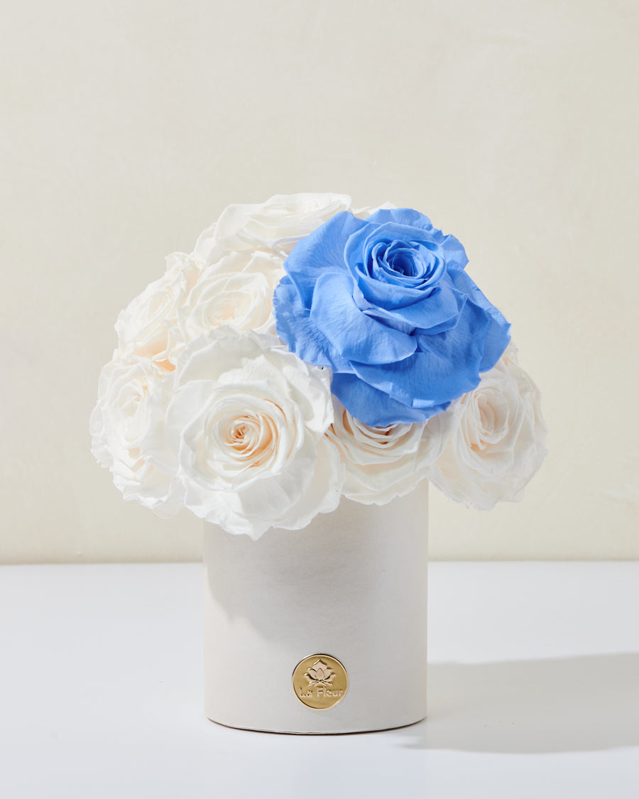 Bridal Petite Reflex - Something Blue by La Fleur Lifetime Flowers