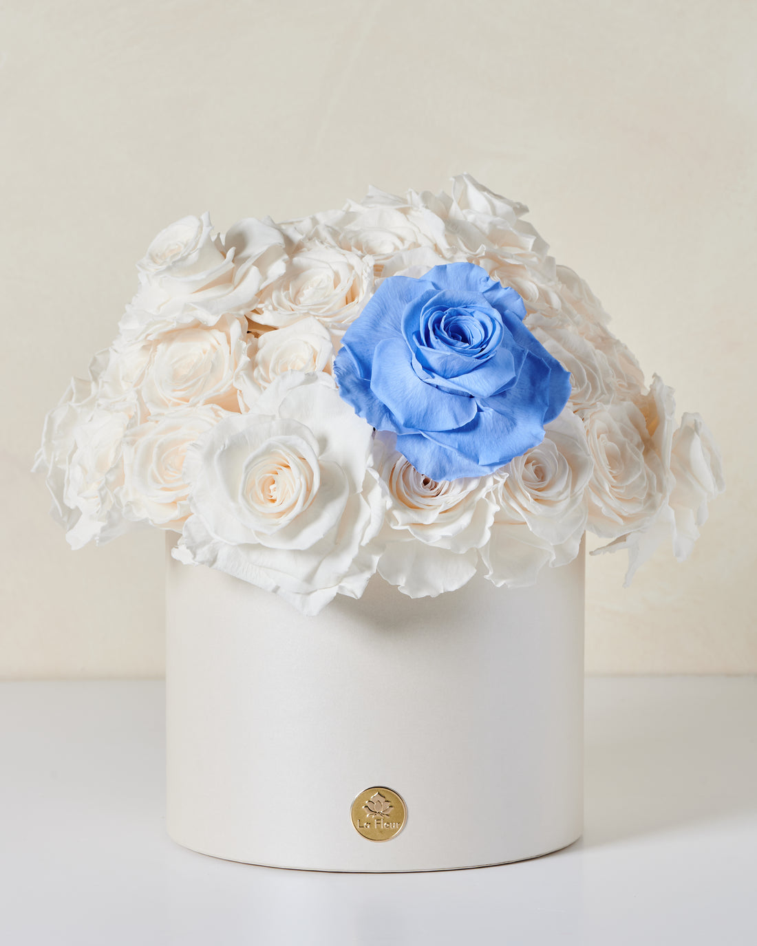 Bridal Grande Reflex - Something Blue by La Fleur Lifetime Flowers