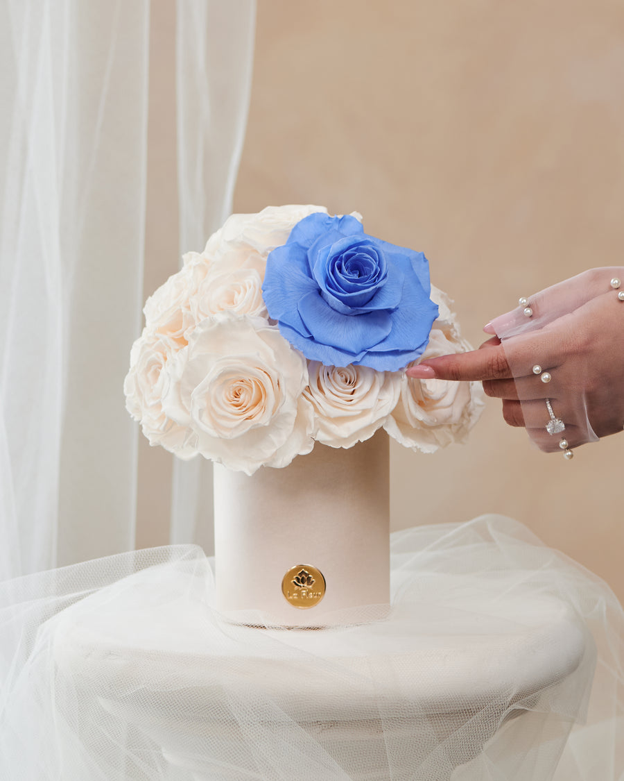 Bridal Petite Reflex - Something Blue by La Fleur Lifetime Flowers