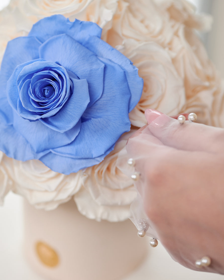 Bridal Petite Reflex - Something Blue by La Fleur Lifetime Flowers