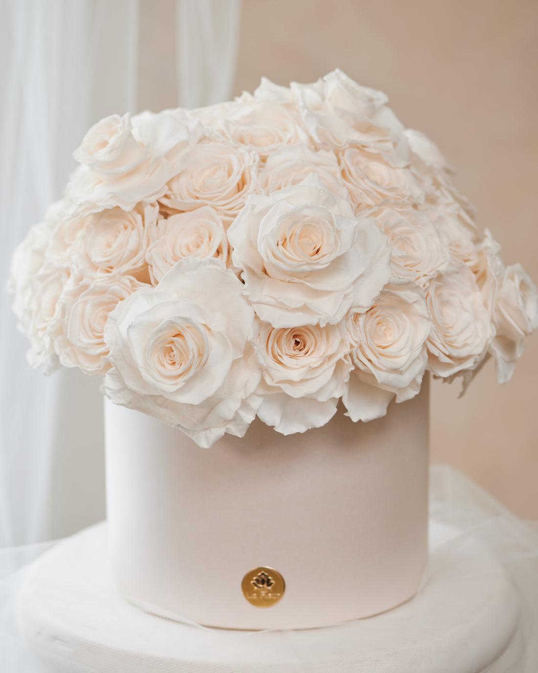 Bridal Grande Reflex by La Fleur Lifetime Flowers