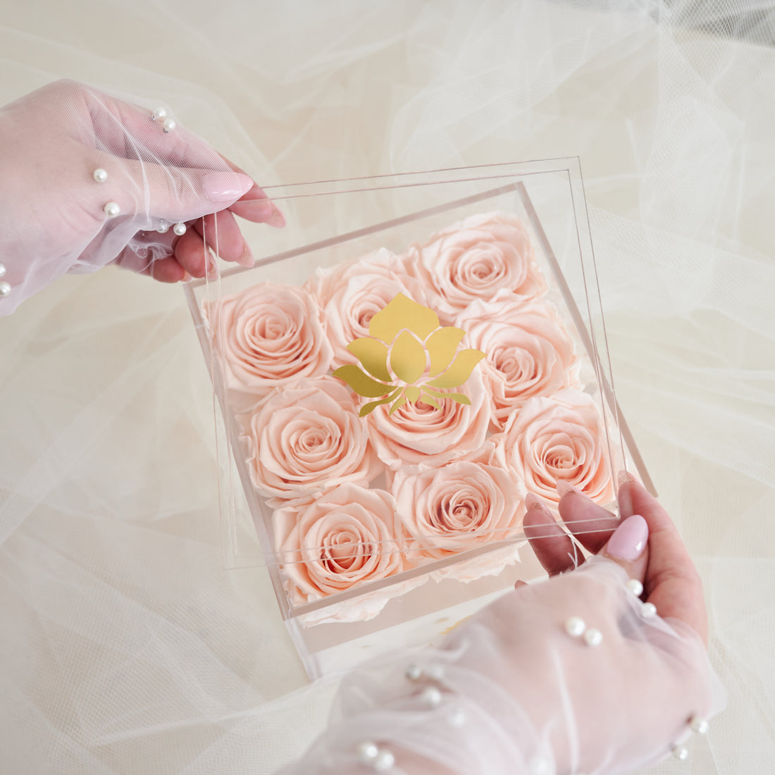 Bridal Acrylic - Petite Square by La Fleur Lifetime Flowers