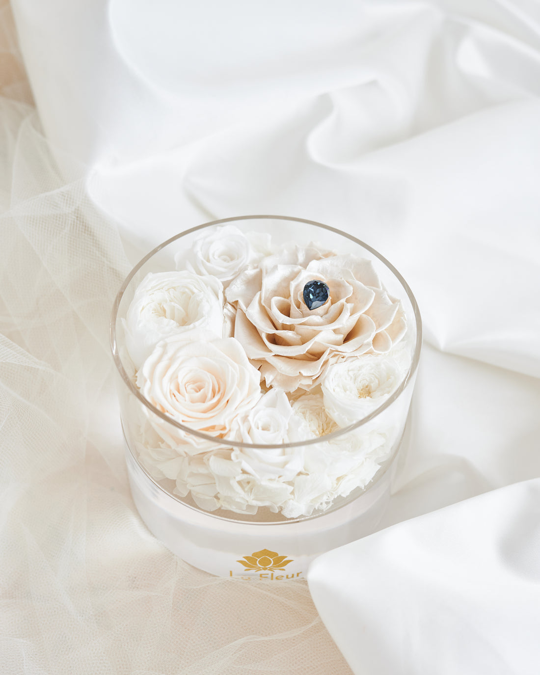 Bridal Acrylic - Petite Round by La Fleur Lifetime Flowers