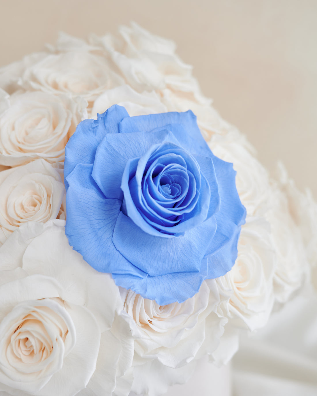 Bridal Grande Reflex - Something Blue by La Fleur Lifetime Flowers