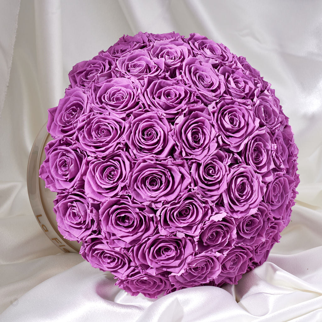 White Marble Dôme by La Fleur Lifetime Flowers