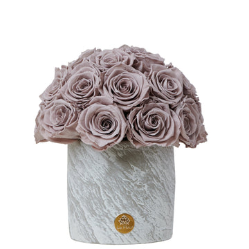 La Terre Petite by La Fleur Lifetime Flowers