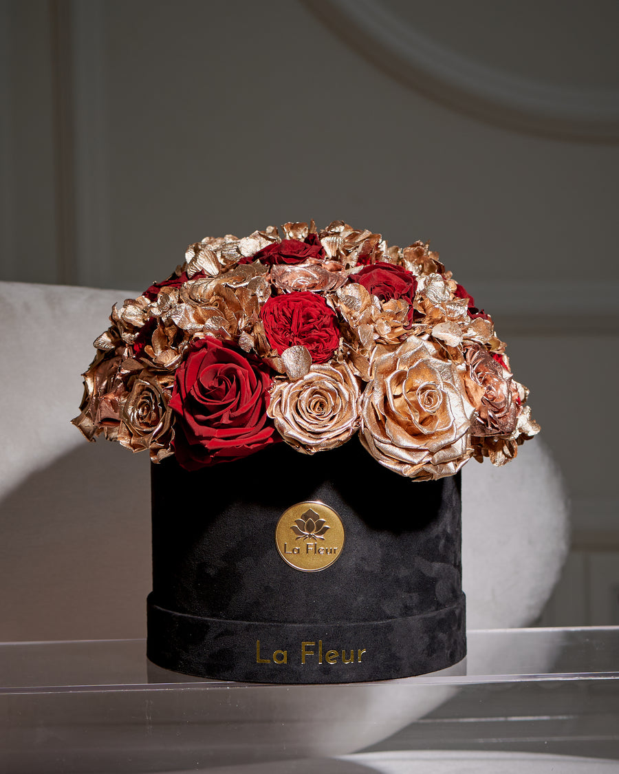 Jardin Dome - Metallic Deep Red by La Fleur Lifetime Flowers