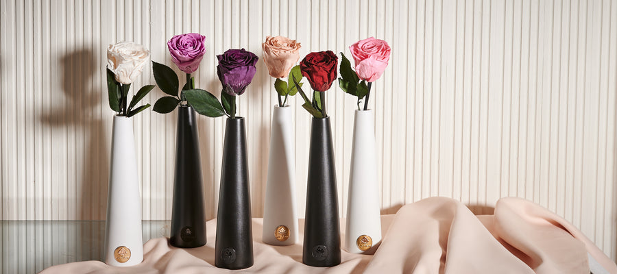 Single Stem by La Fleur Lifetime Flowers