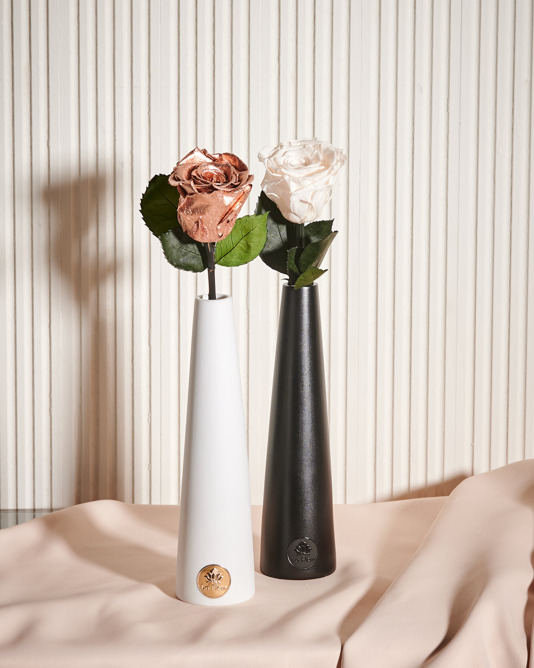 Single Stem by La Fleur Lifetime Flowers