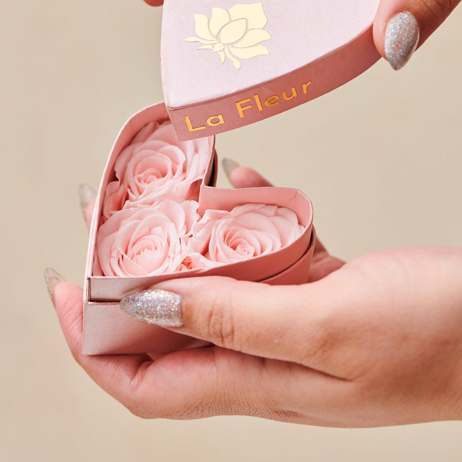 Heart Mini by La Fleur Lifetime Flowers