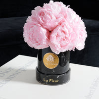Black Marble Petite Peony Dôme by La Fleur Lifetime Flowers