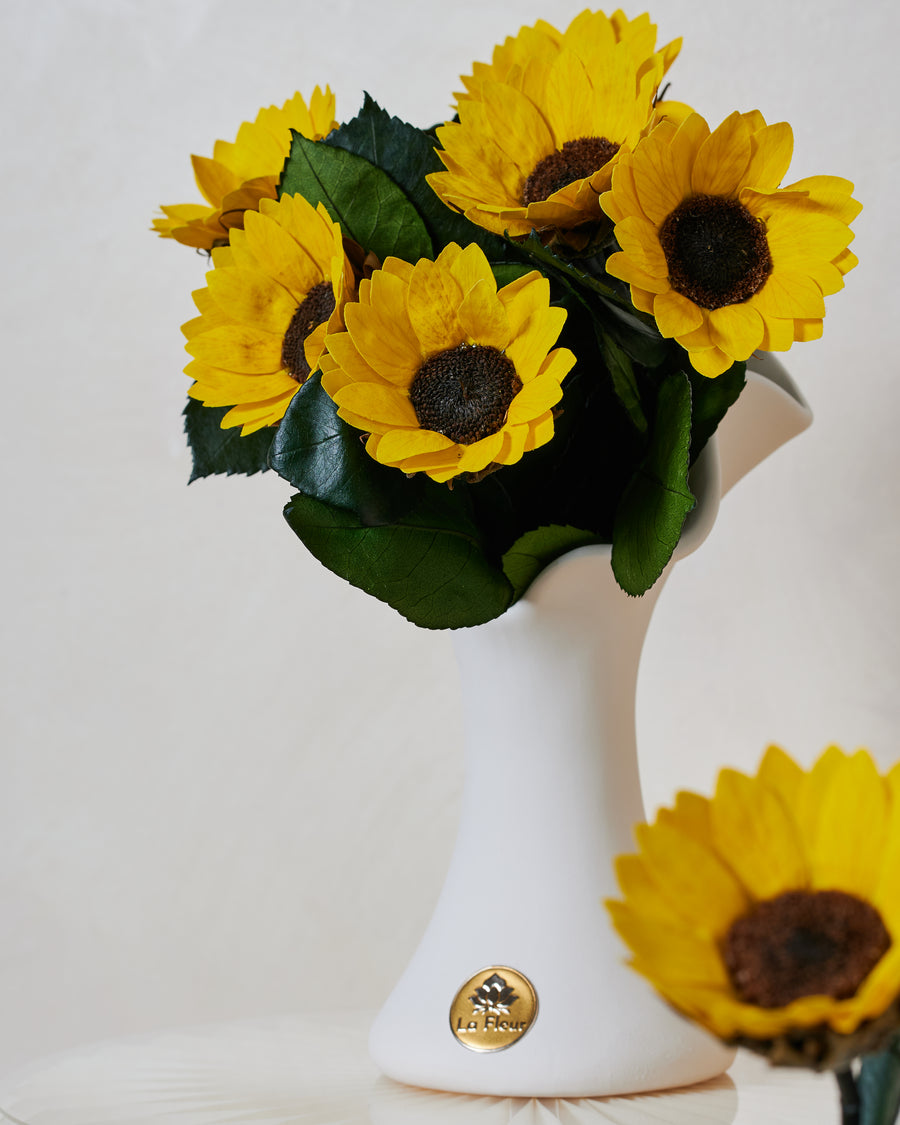 Royal Grande - Sunflower by La Fleur Lifetime Flowers