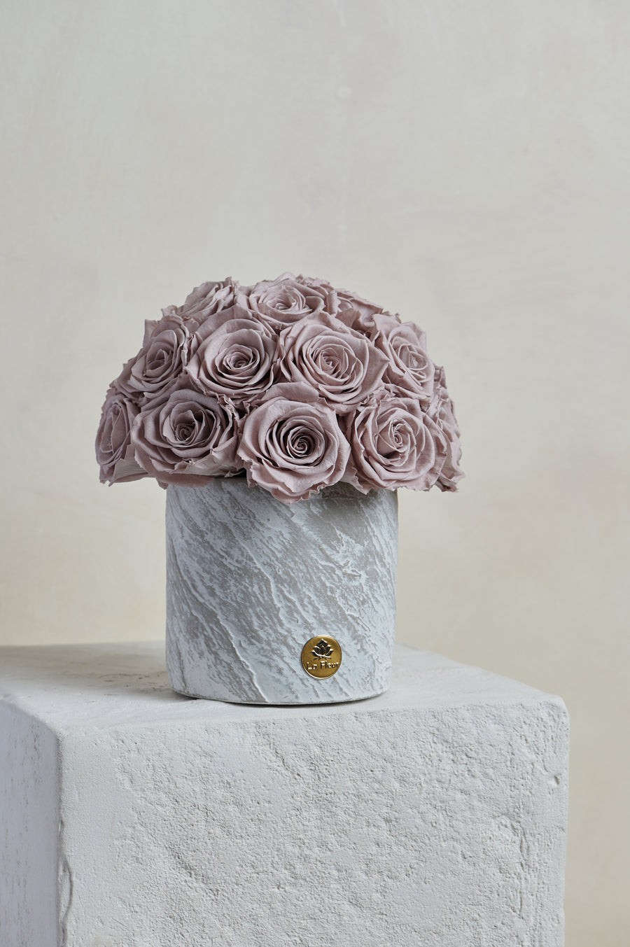 La Terre Petite by La Fleur Lifetime Flowers