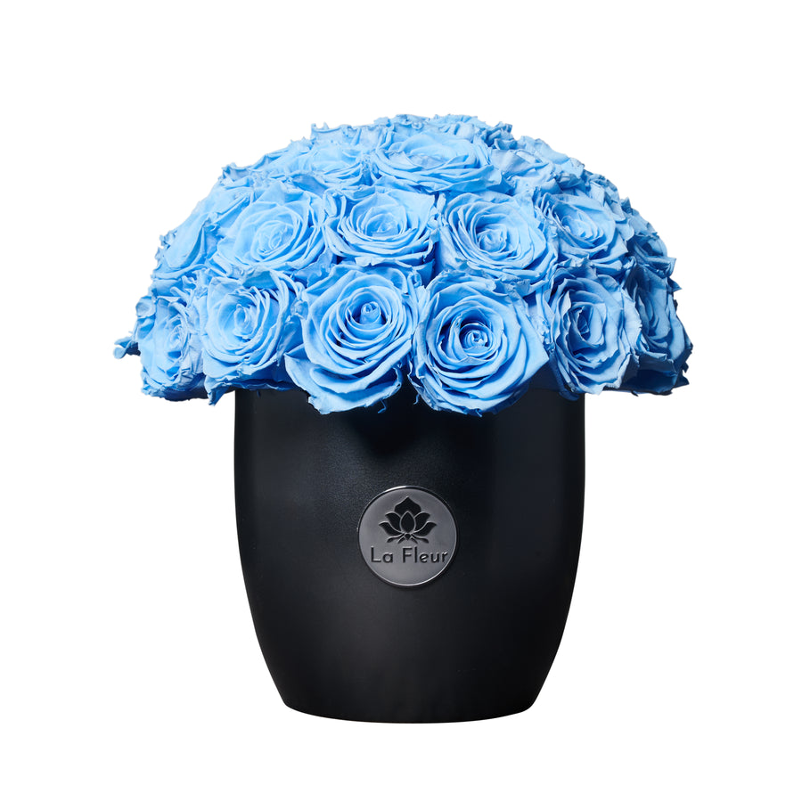 Noir Dôme by La Fleur Lifetime Flowers