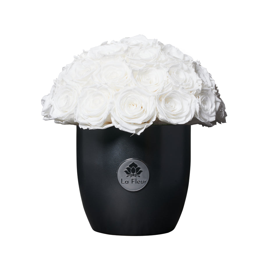 Noir Dôme by La Fleur Lifetime Flowers