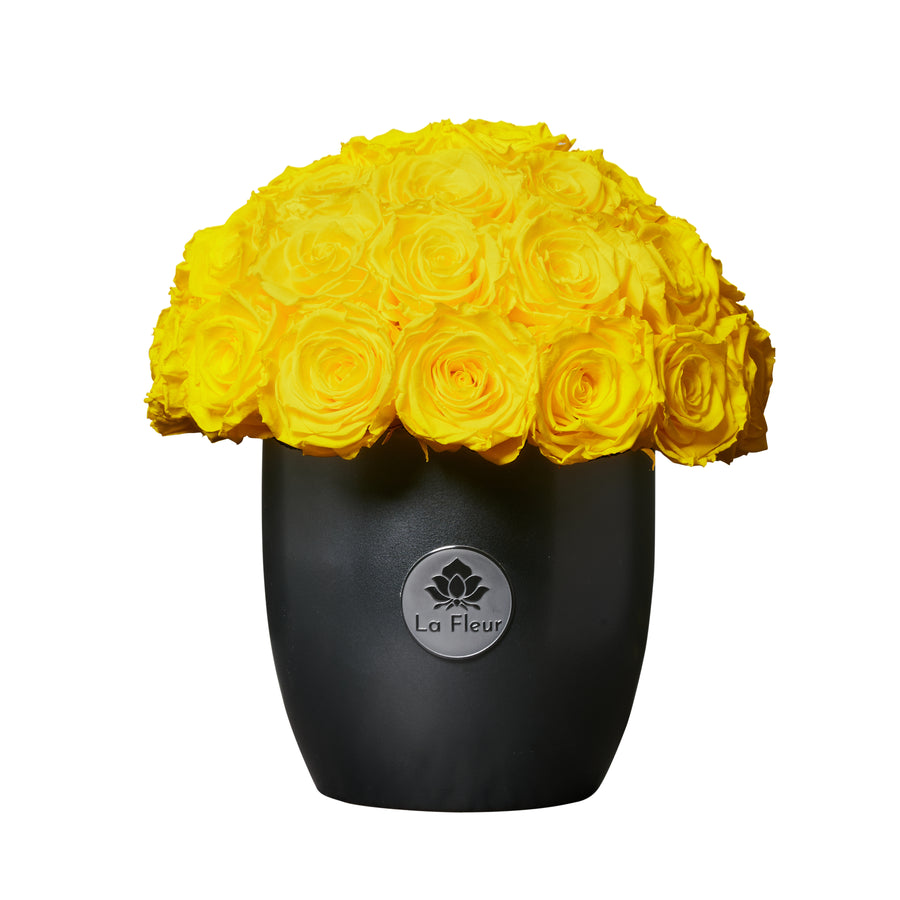 Noir Dôme by La Fleur Lifetime Flowers