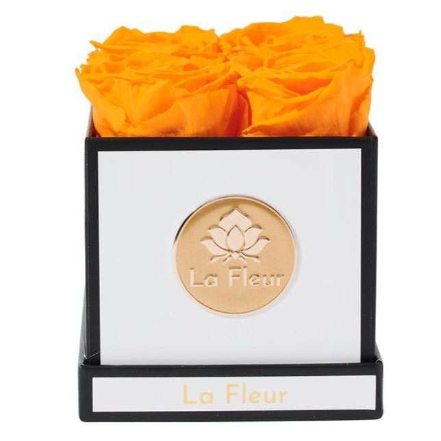 Super Petit by La Fleur Lifetime Flowers