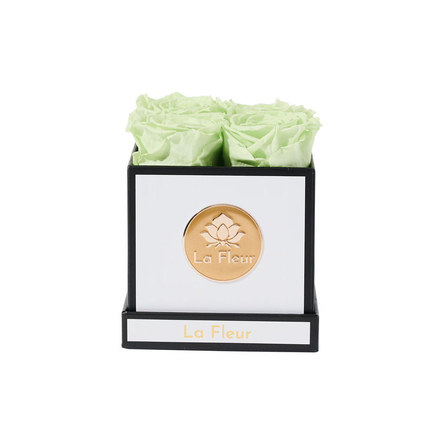 Super Petit by La Fleur Lifetime Flowers