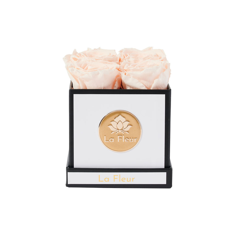 Super Petit by La Fleur Lifetime Flowers