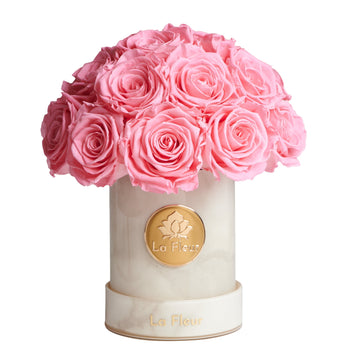 White Marble Petite Dôme by La Fleur Lifetime Flowers