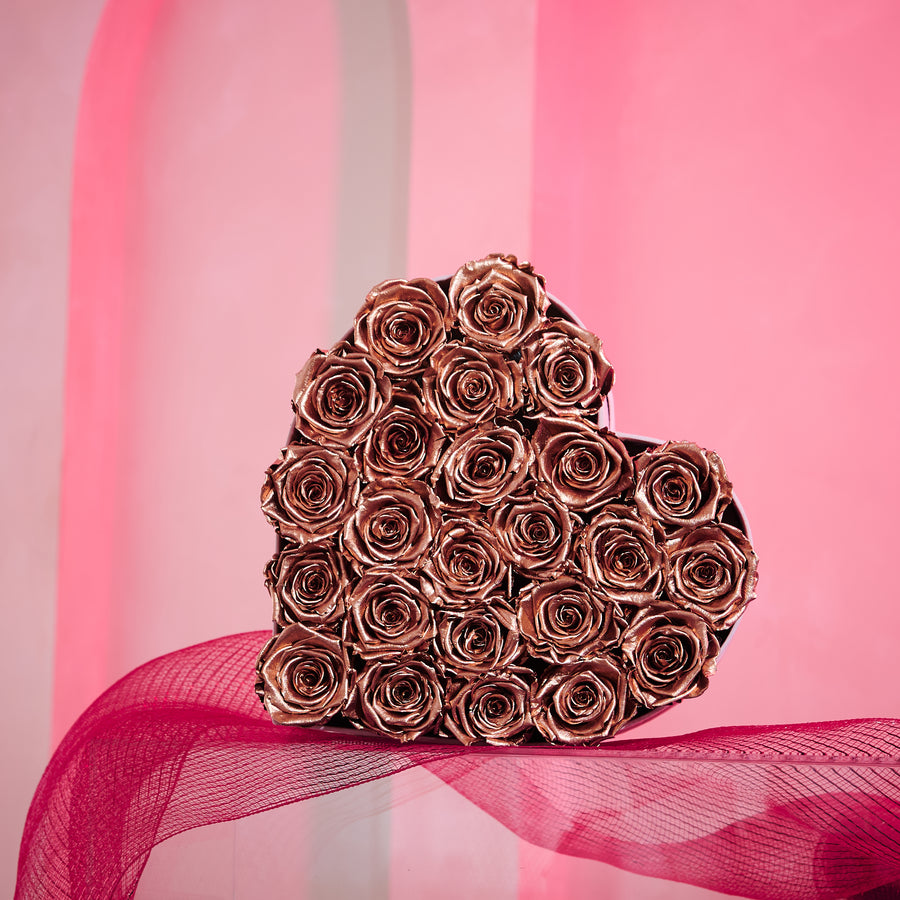 Grande Heart by La Fleur Lifetime Flowers