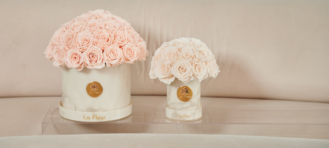 White Marble Petite Dôme by La Fleur Lifetime Flowers