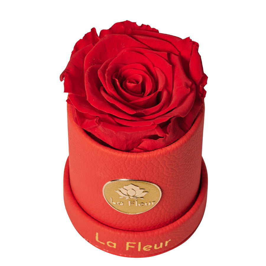 Leather Mini by La Fleur Lifetime Flowers