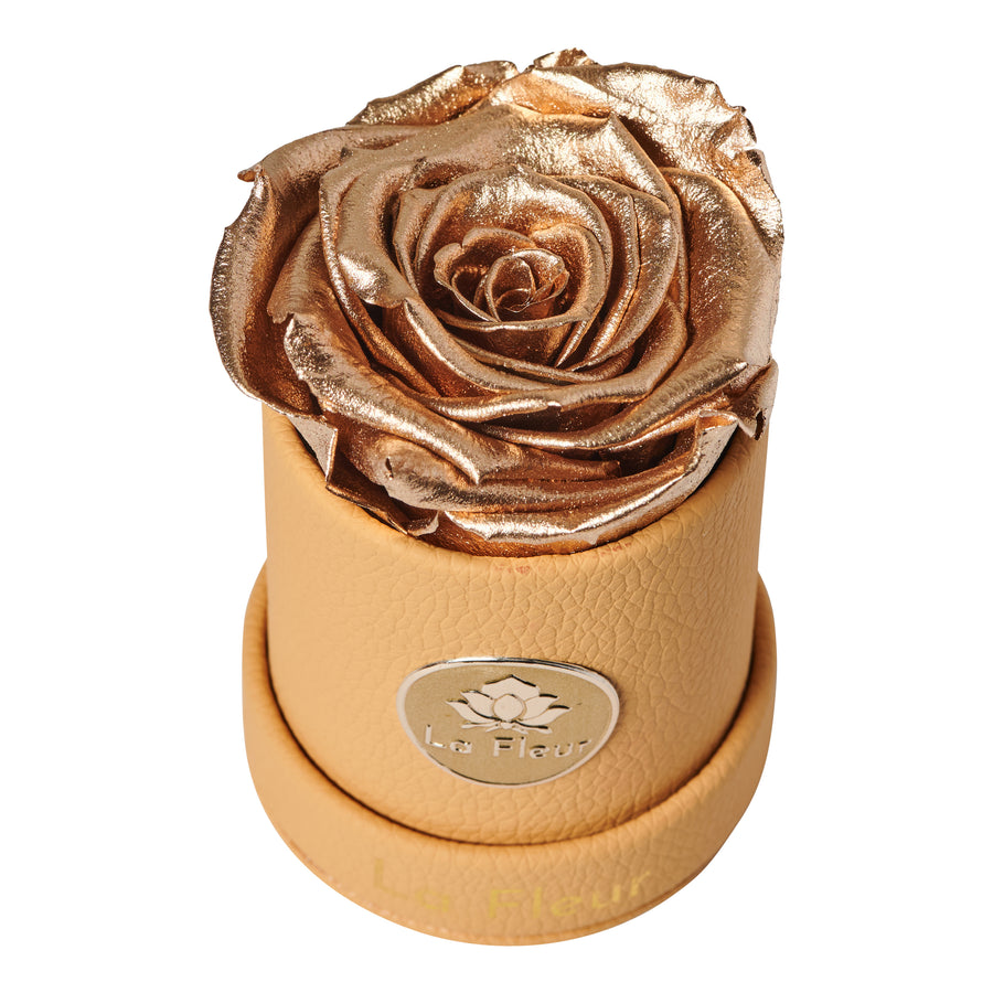 Leather Mini by La Fleur Lifetime Flowers