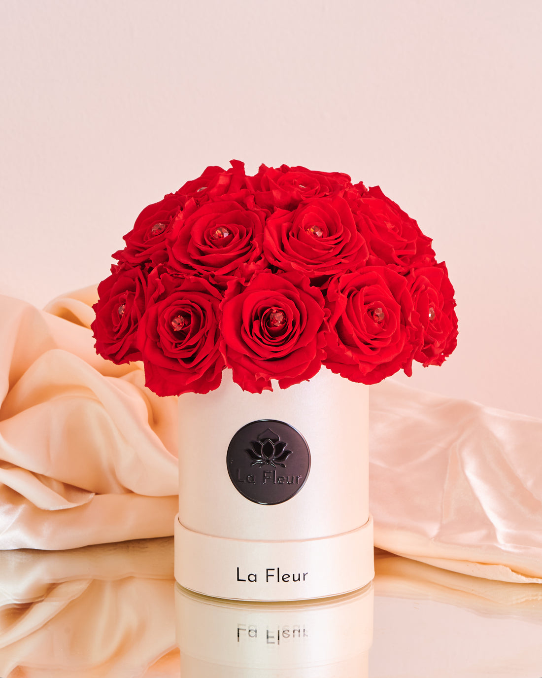 Radiance Petite Dome by La Fleur Lifetime Flowers